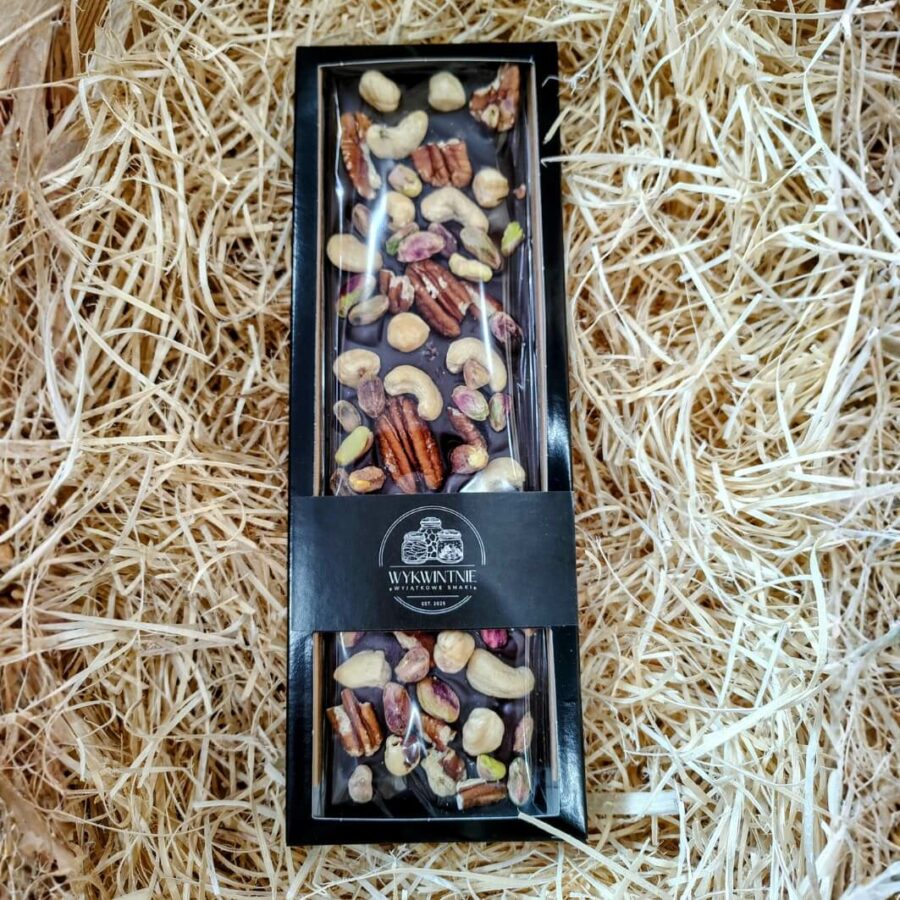 Czekolada deserowa z miksem orzechów – Wykwintnie 140 g